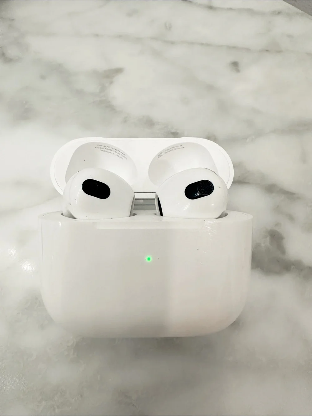 Apple AirPods 3rd Generation with Charging Case